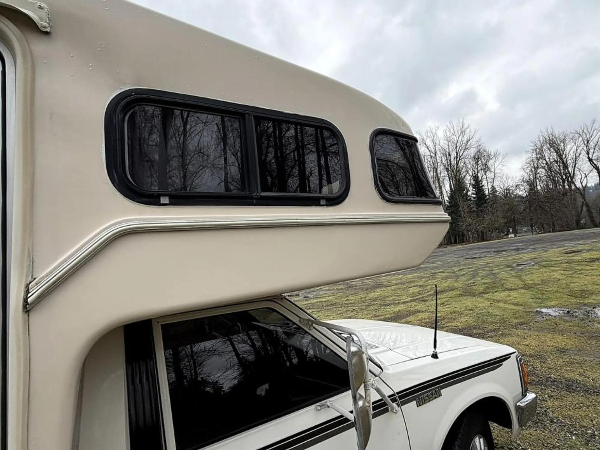 1984 Nissan Sunrader