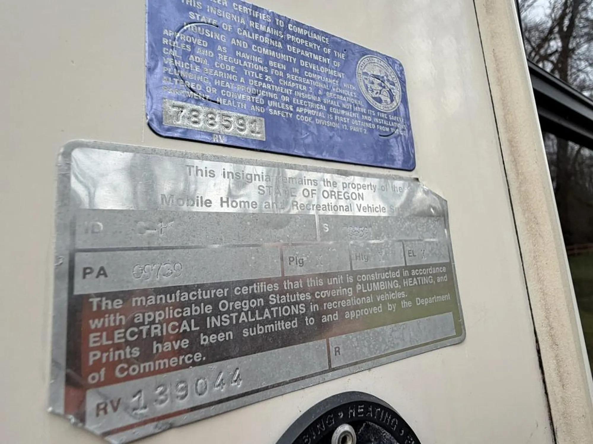 1984 Nissan Sunrader