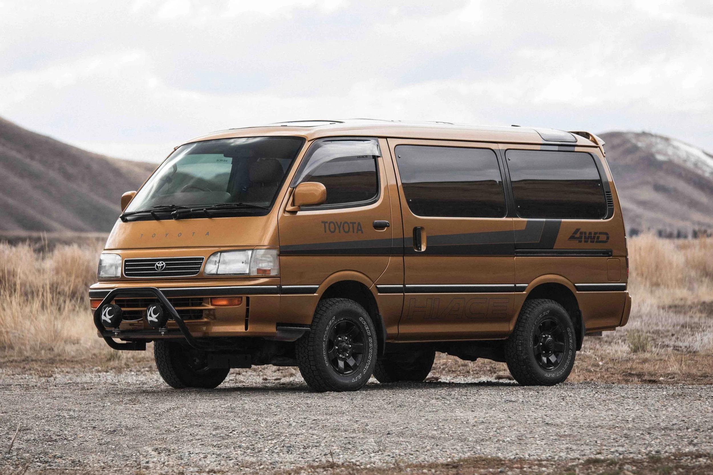  Toyota HiAce