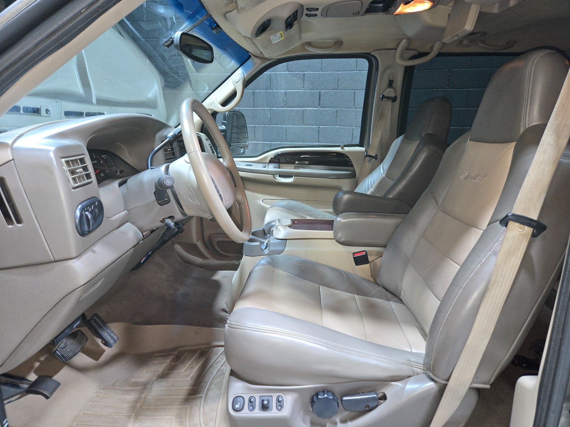 2002 Ford Excursion Limited