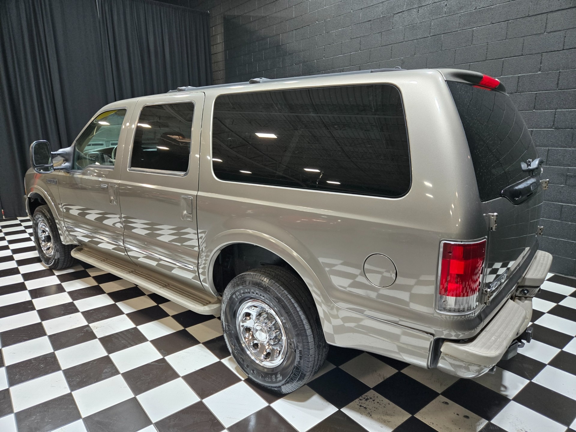 2002 Ford Excursion Limited - 4