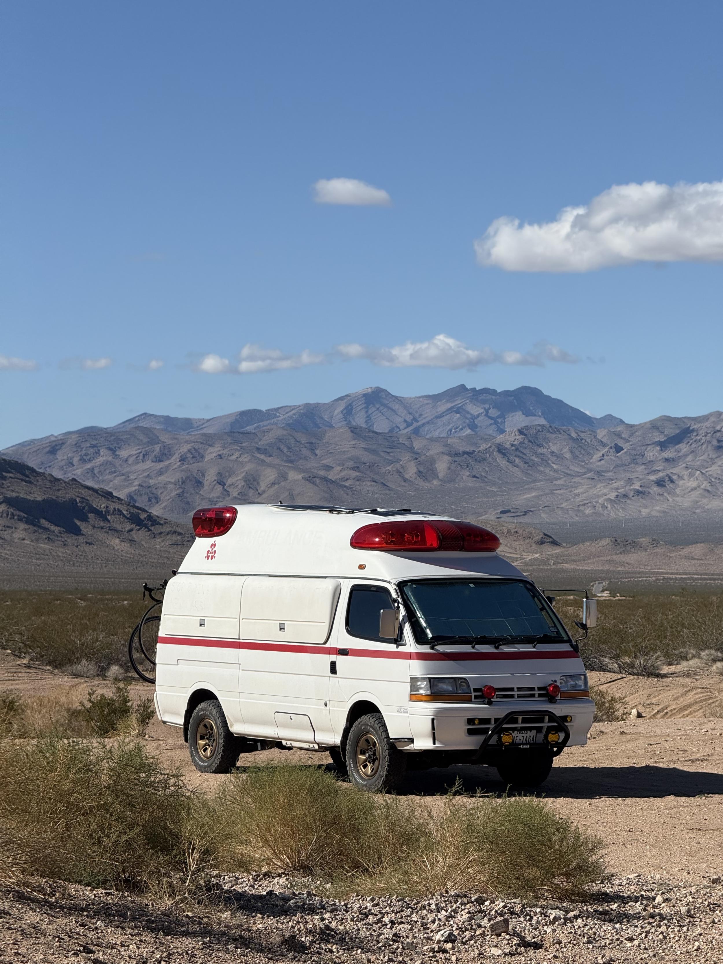 1997 Toyota HiAce HiMedic Ambulance