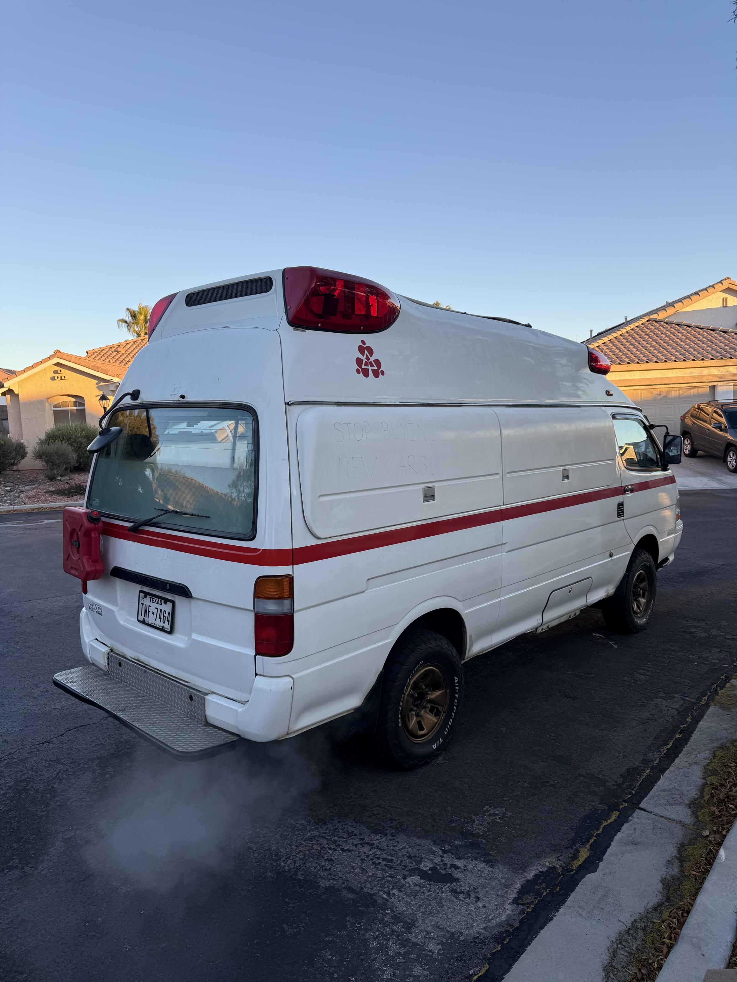 1997 Toyota HiAce HiMedic Ambulance - 3