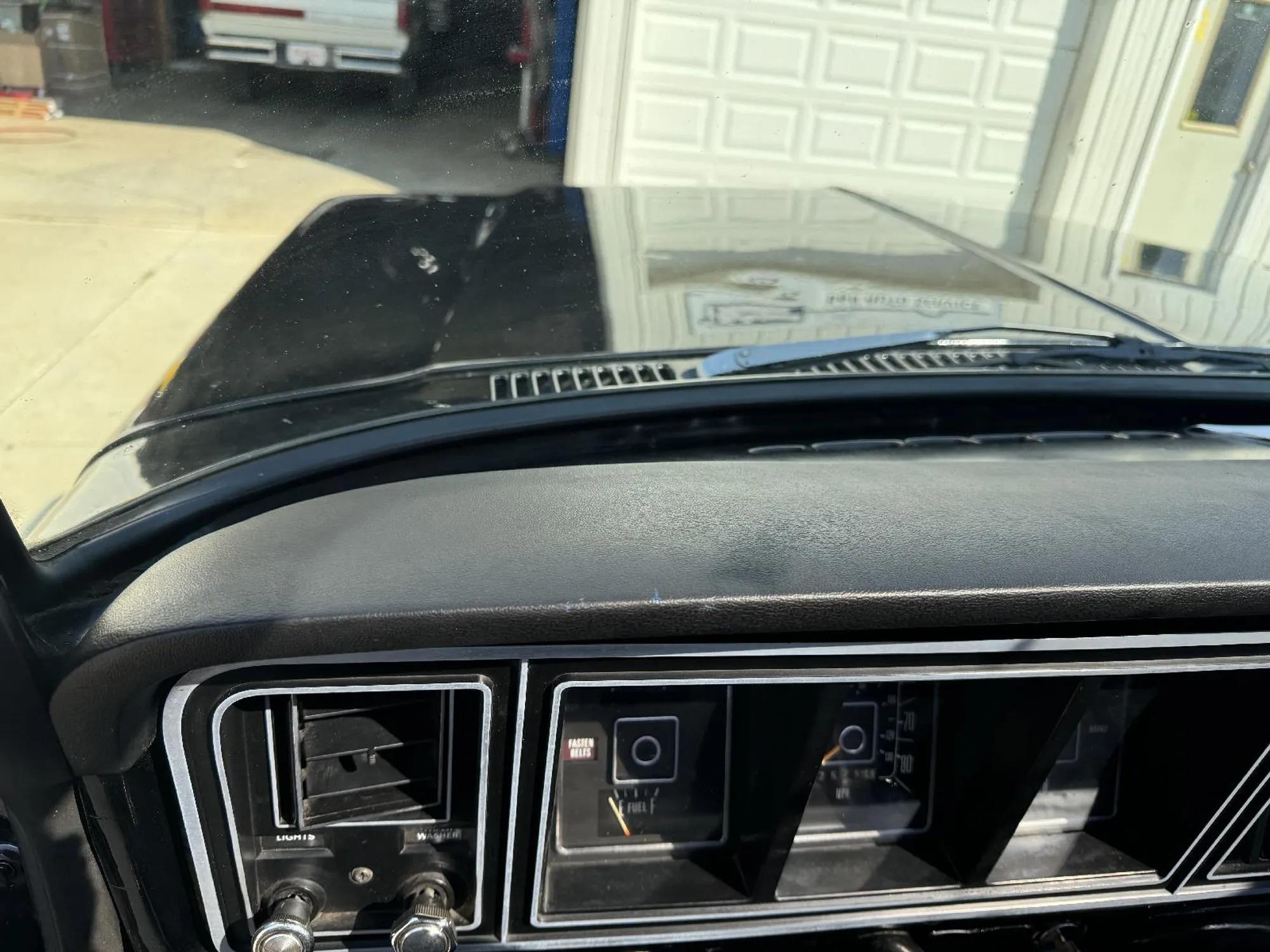 1977 Ford F-150 4×4 Shortbox