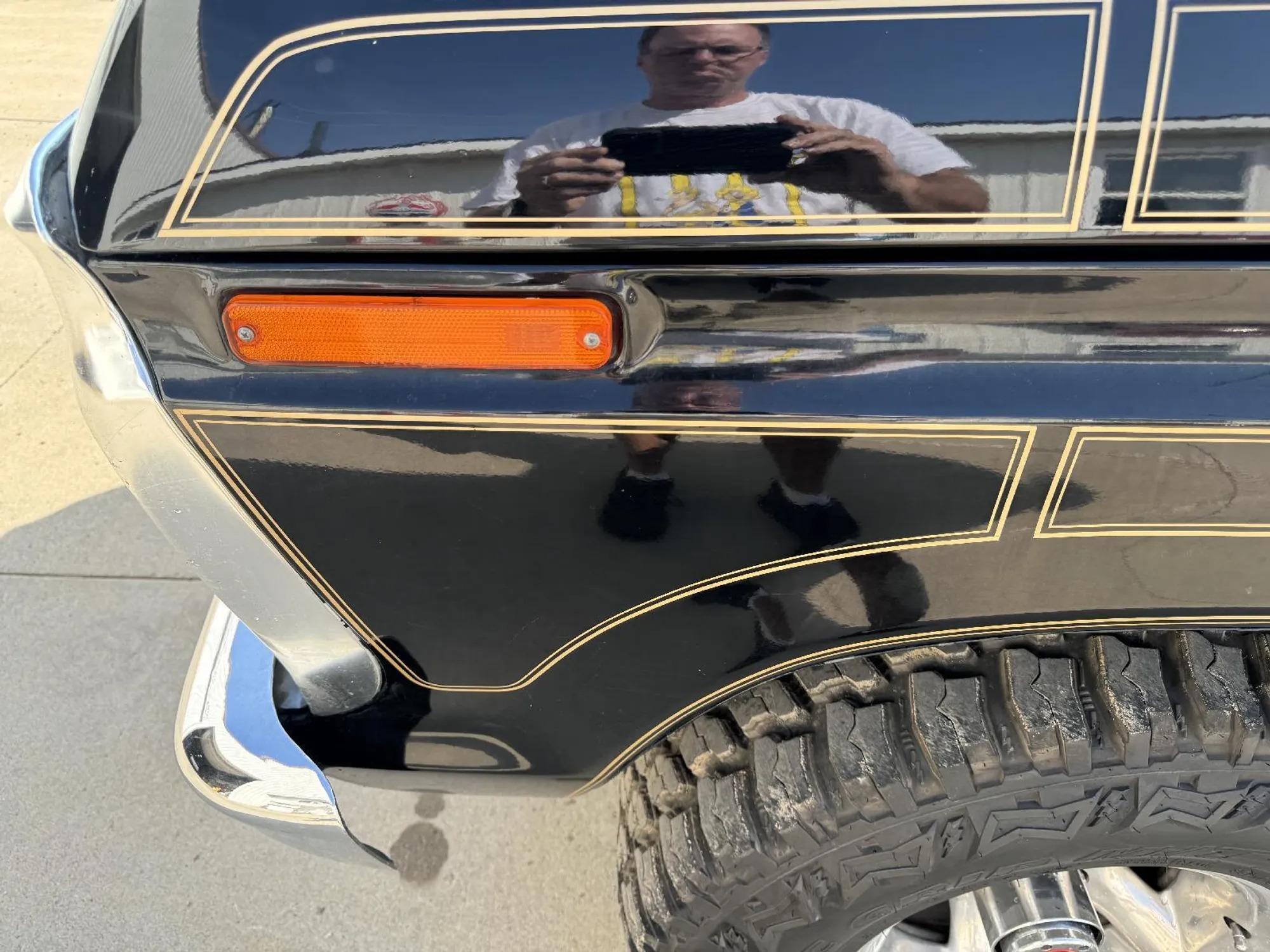 1977 Ford F-150 4×4 Shortbox