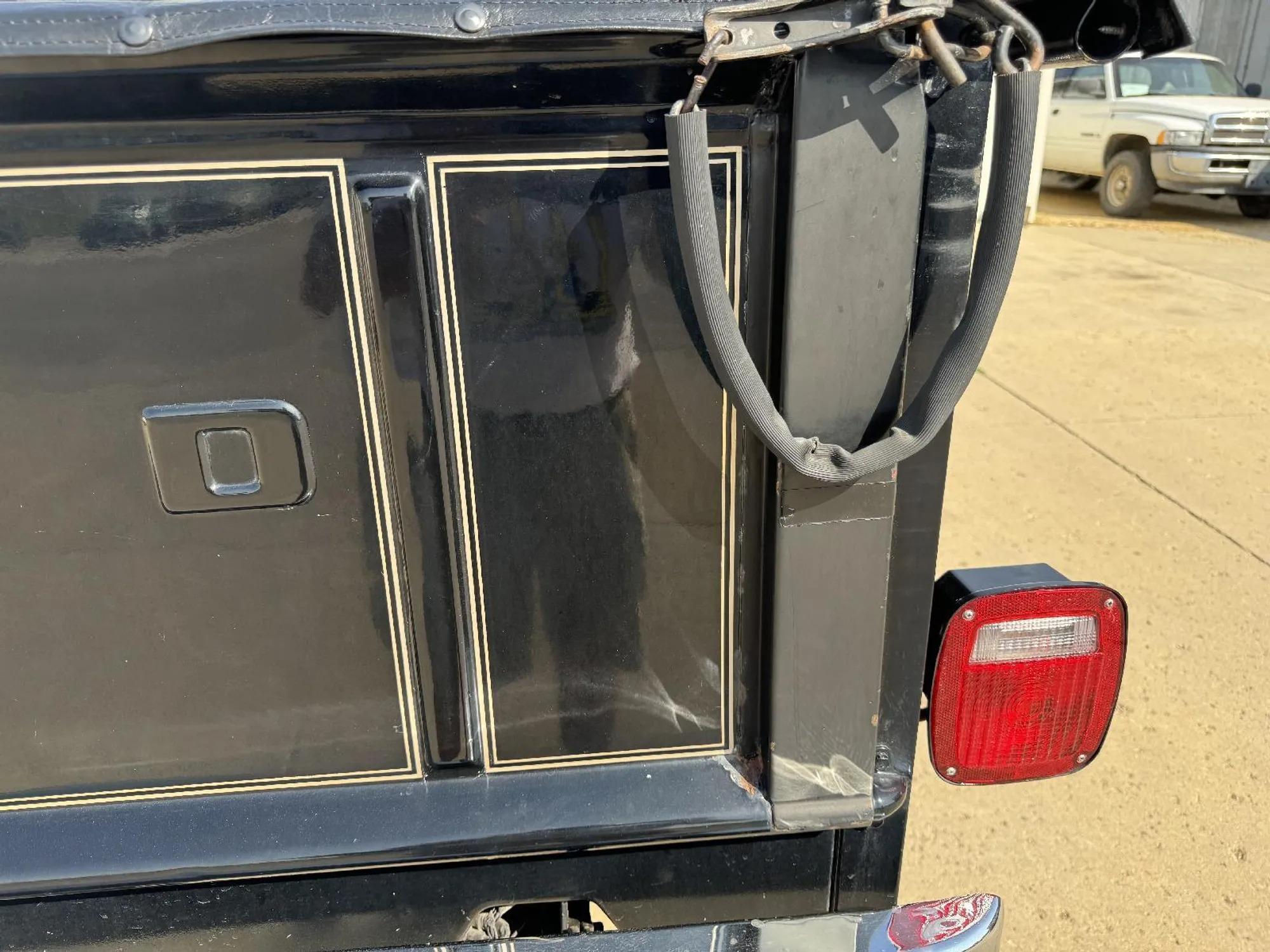 1977 Ford F-150 4×4 Shortbox