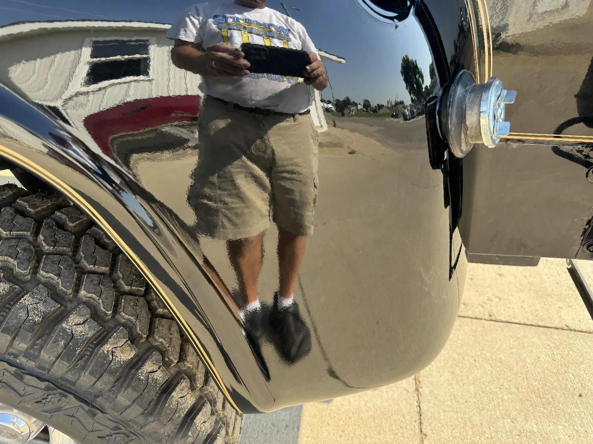 1977 Ford F-150 4×4 Shortbox