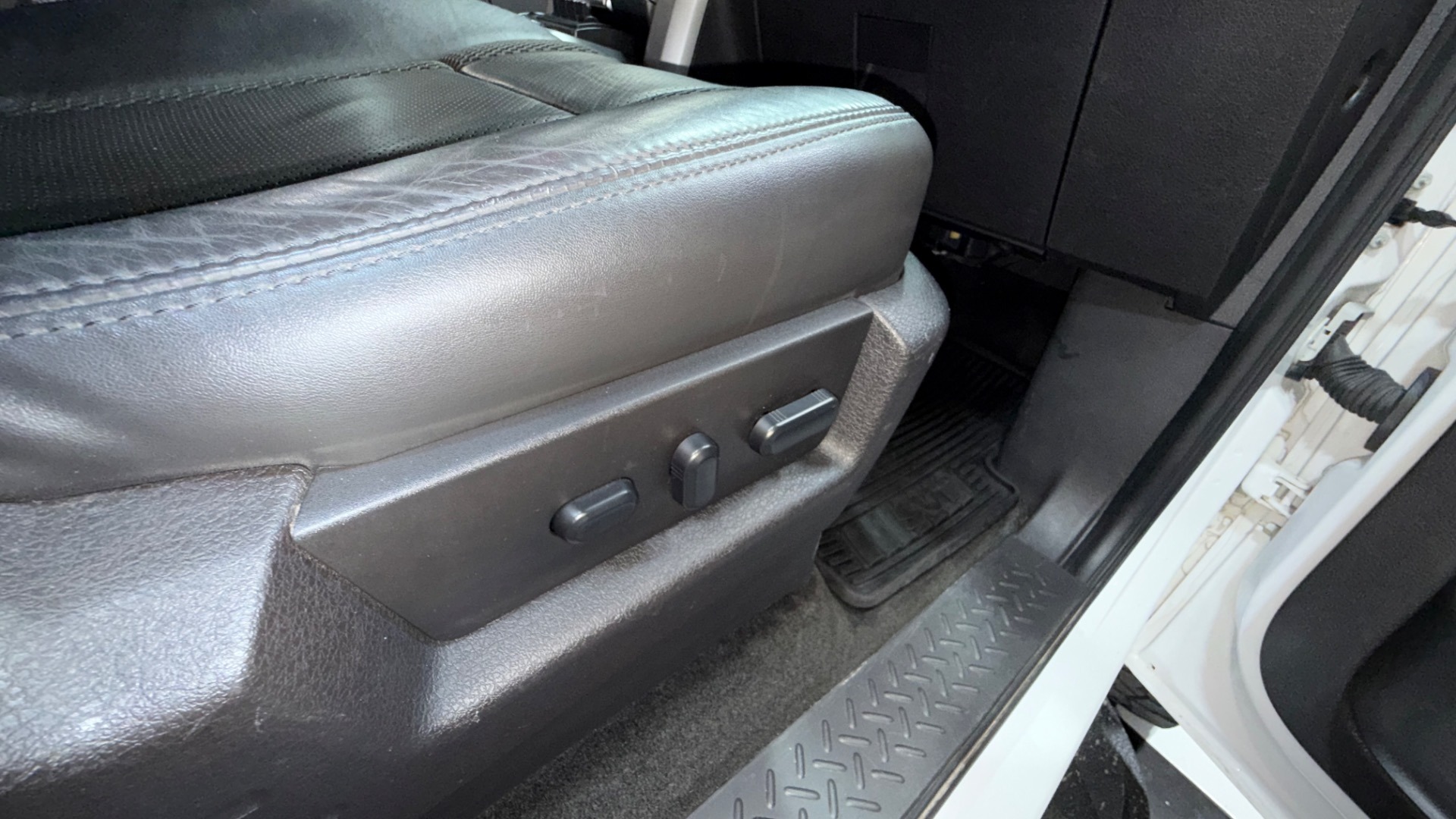 2014 Ford F-150 SVT Raptor