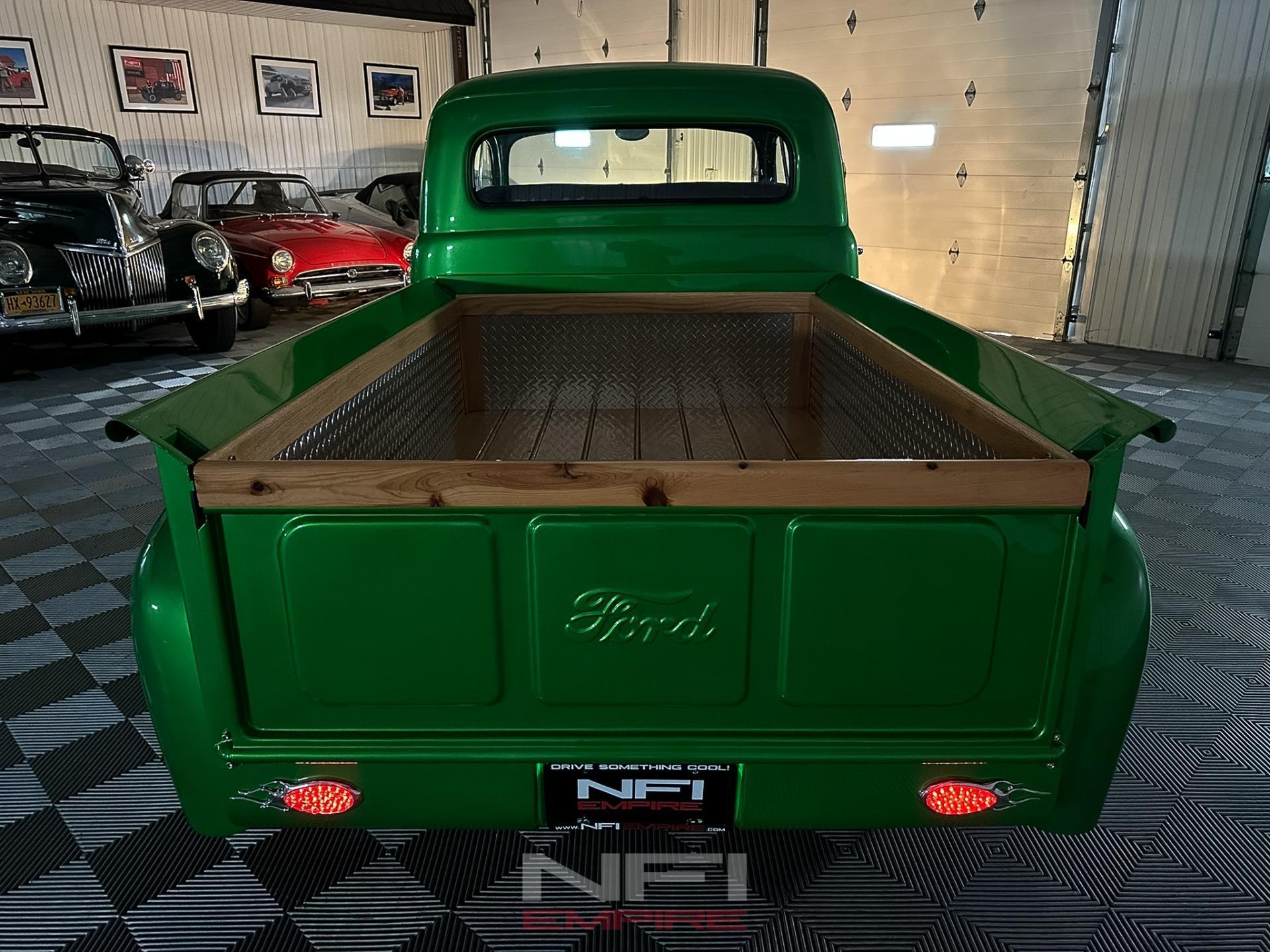 1952 Ford F-1