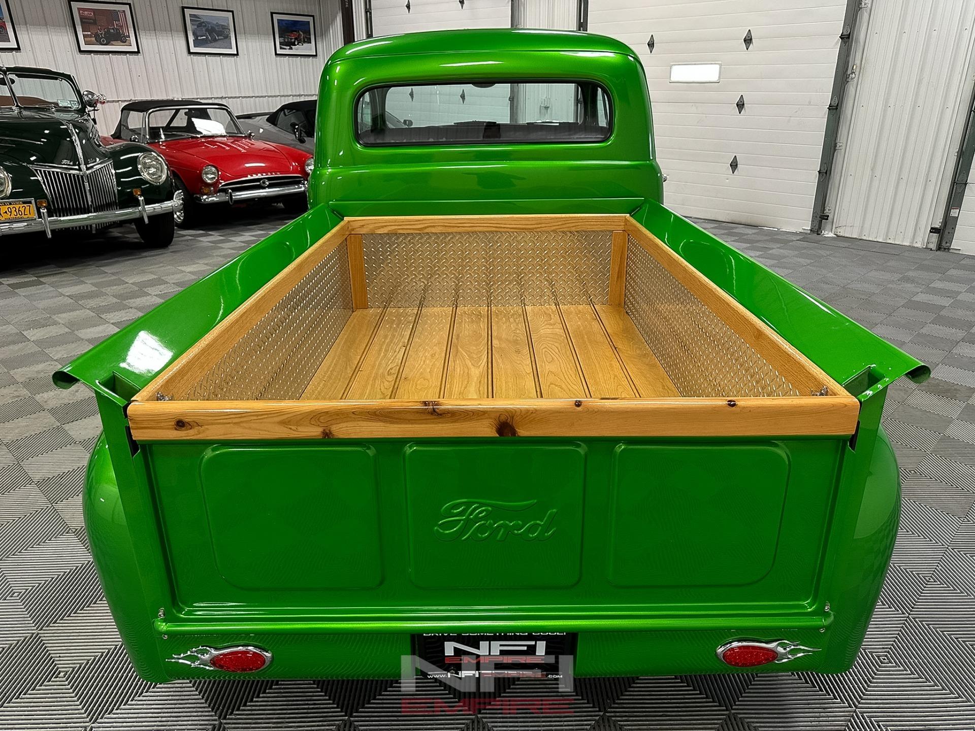 1952 Ford F-1