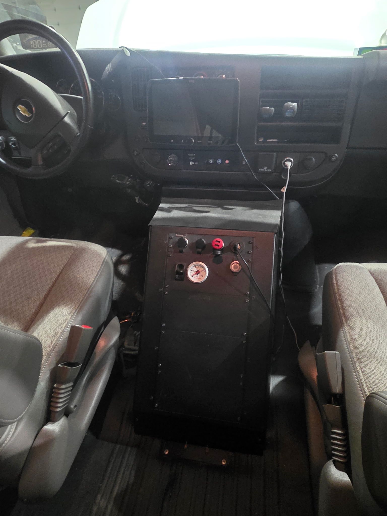 2021 Chevrolet Express LS 3500 4×4