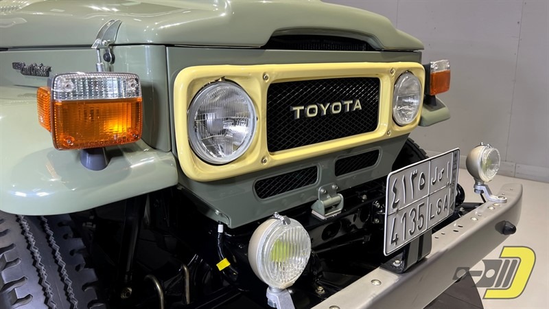 1983 Toyota Land Cruiser FJ45 Troopy