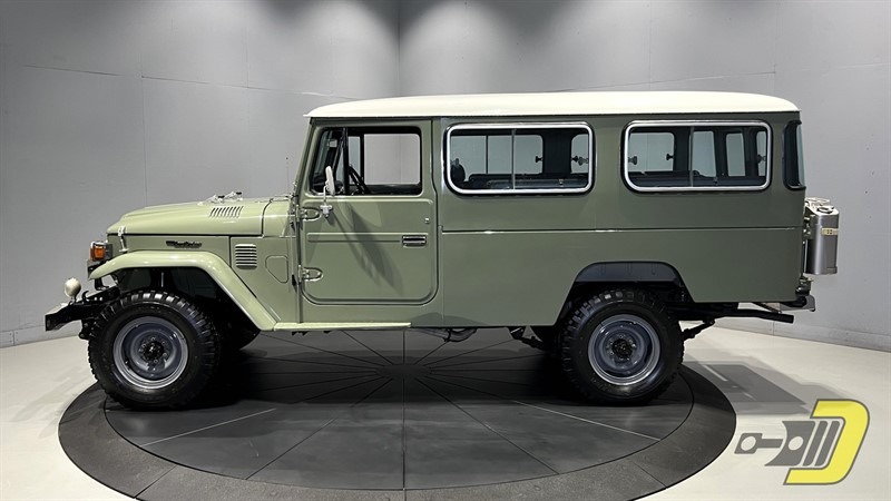 1983 Toyota Land Cruiser FJ45 Troopy
