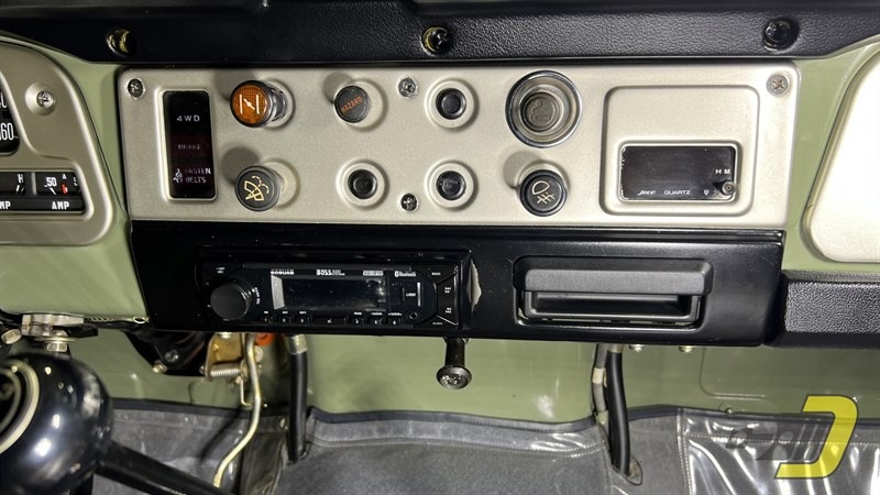 1983 Toyota Land Cruiser FJ45 Troopy