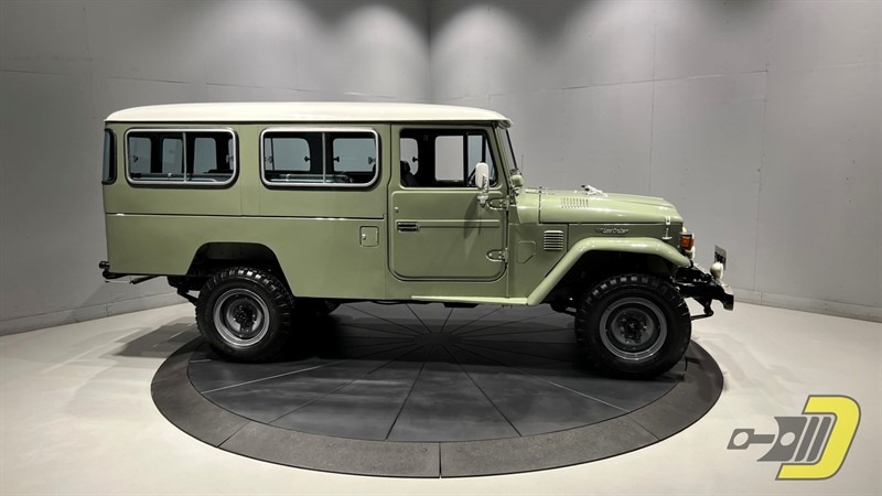1983 Toyota Land Cruiser FJ45 Troopy