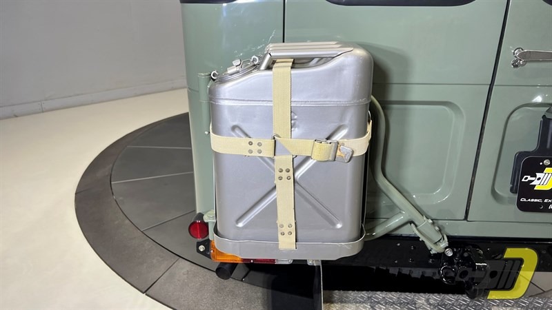 1983 Toyota Land Cruiser FJ45 Troopy