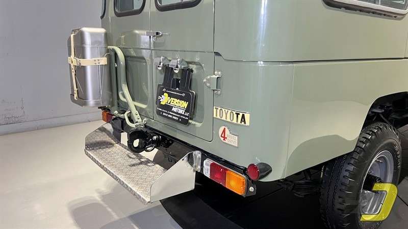 1983 Toyota Land Cruiser FJ45 Troopy