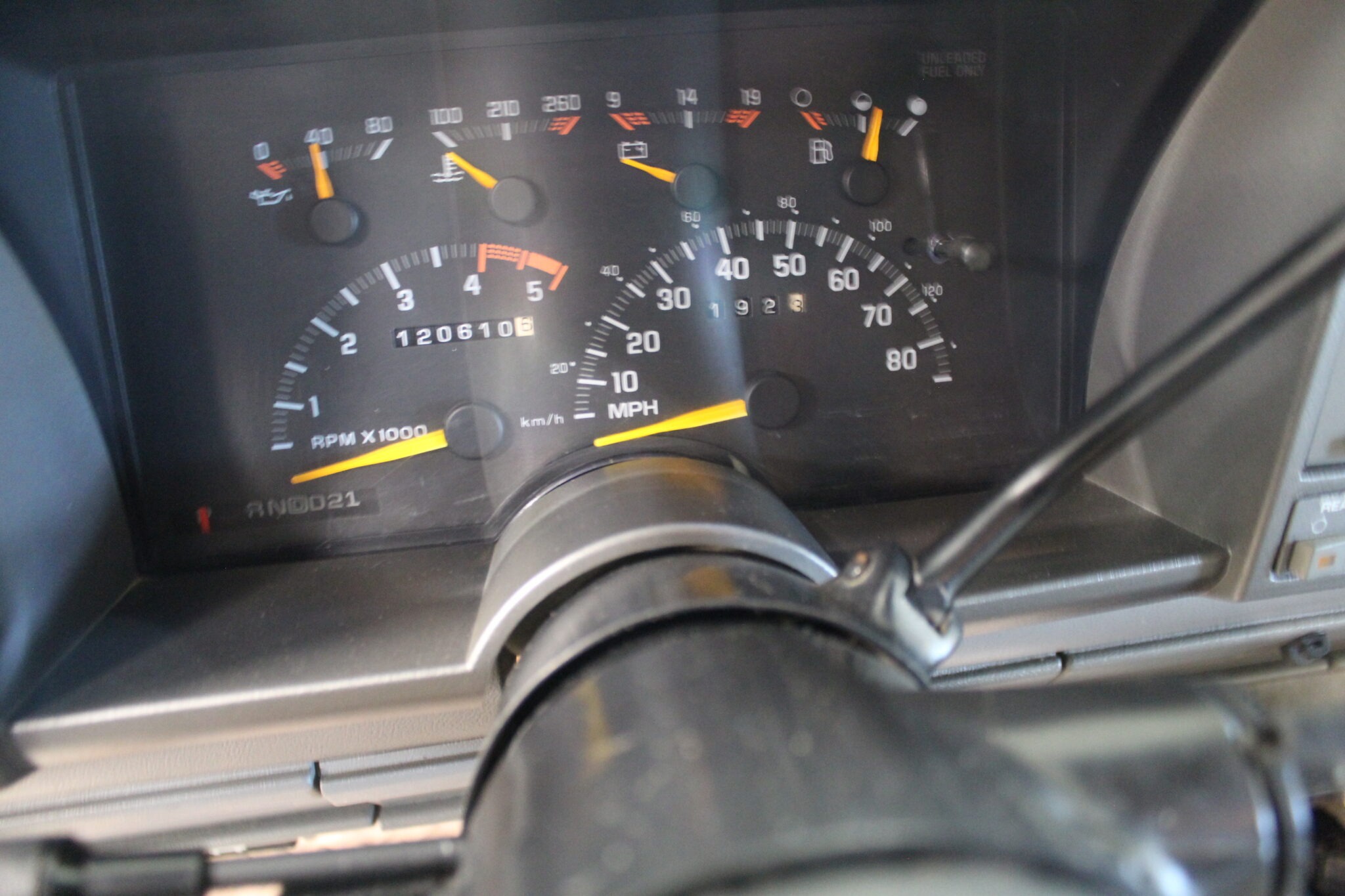 1994 Chevy Suburban 2500 4×4 - 4