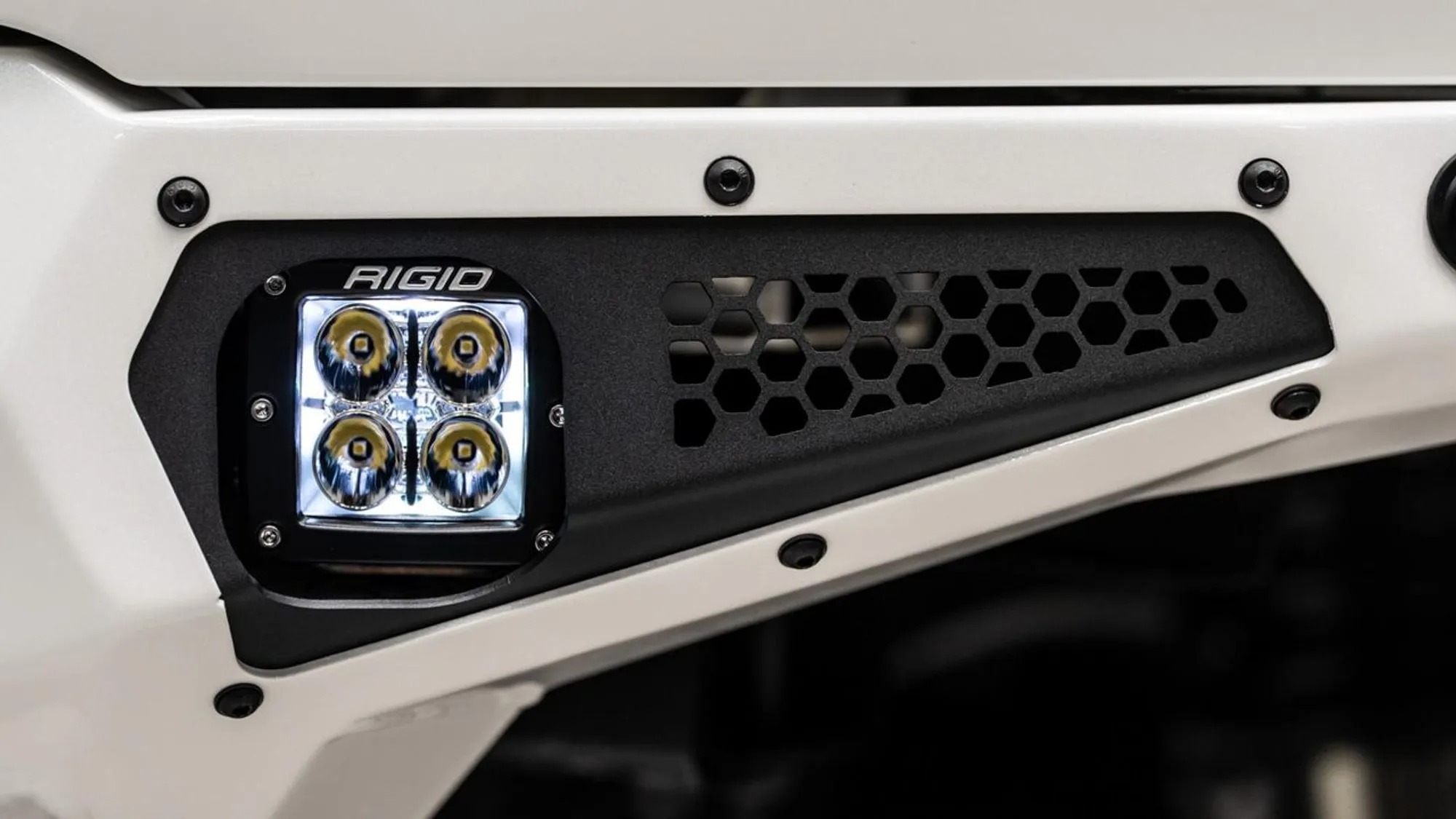 2025 Ford F-150 Lariat Titanline