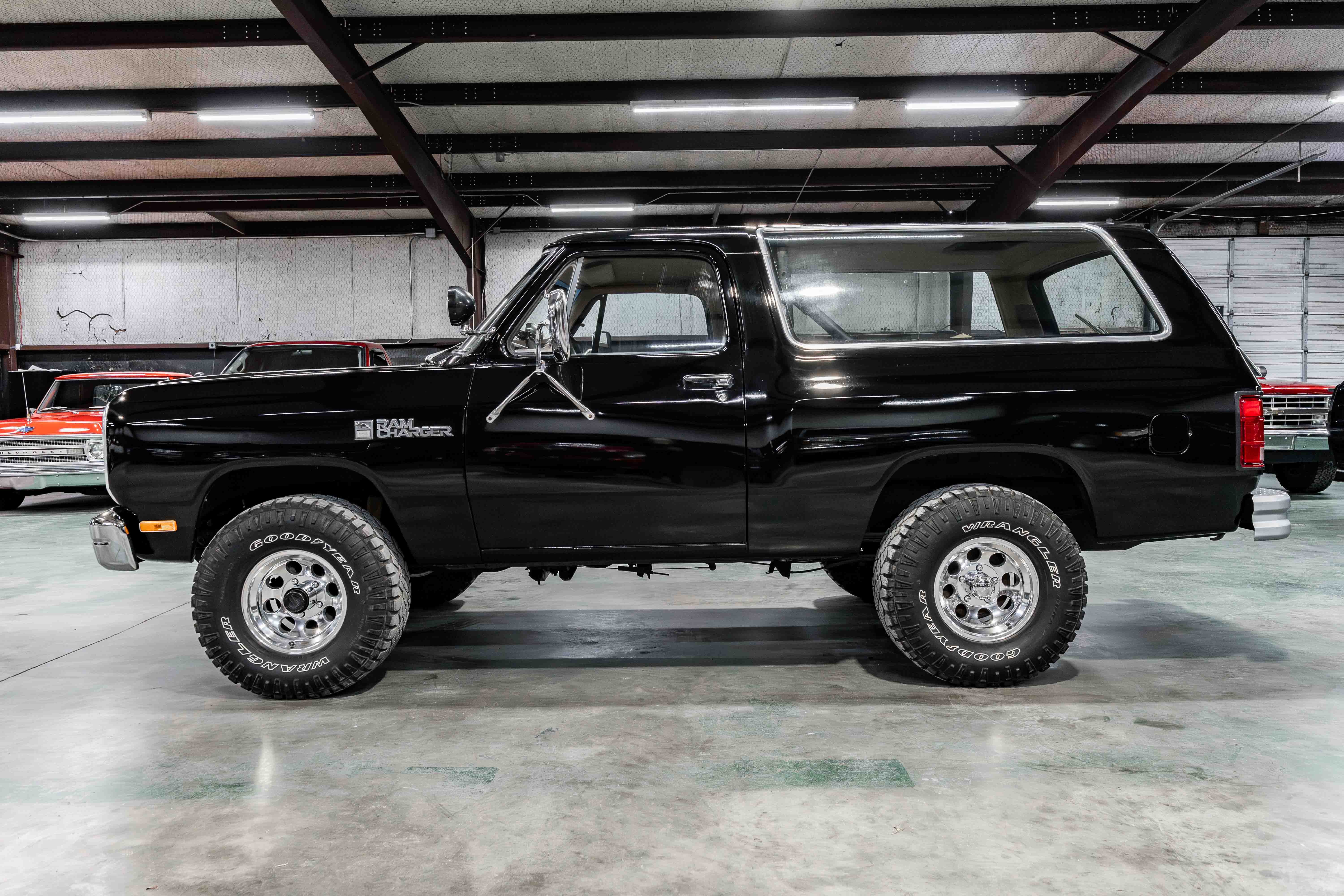 43k-Mile 1985 Dodge Ramcharger - 2