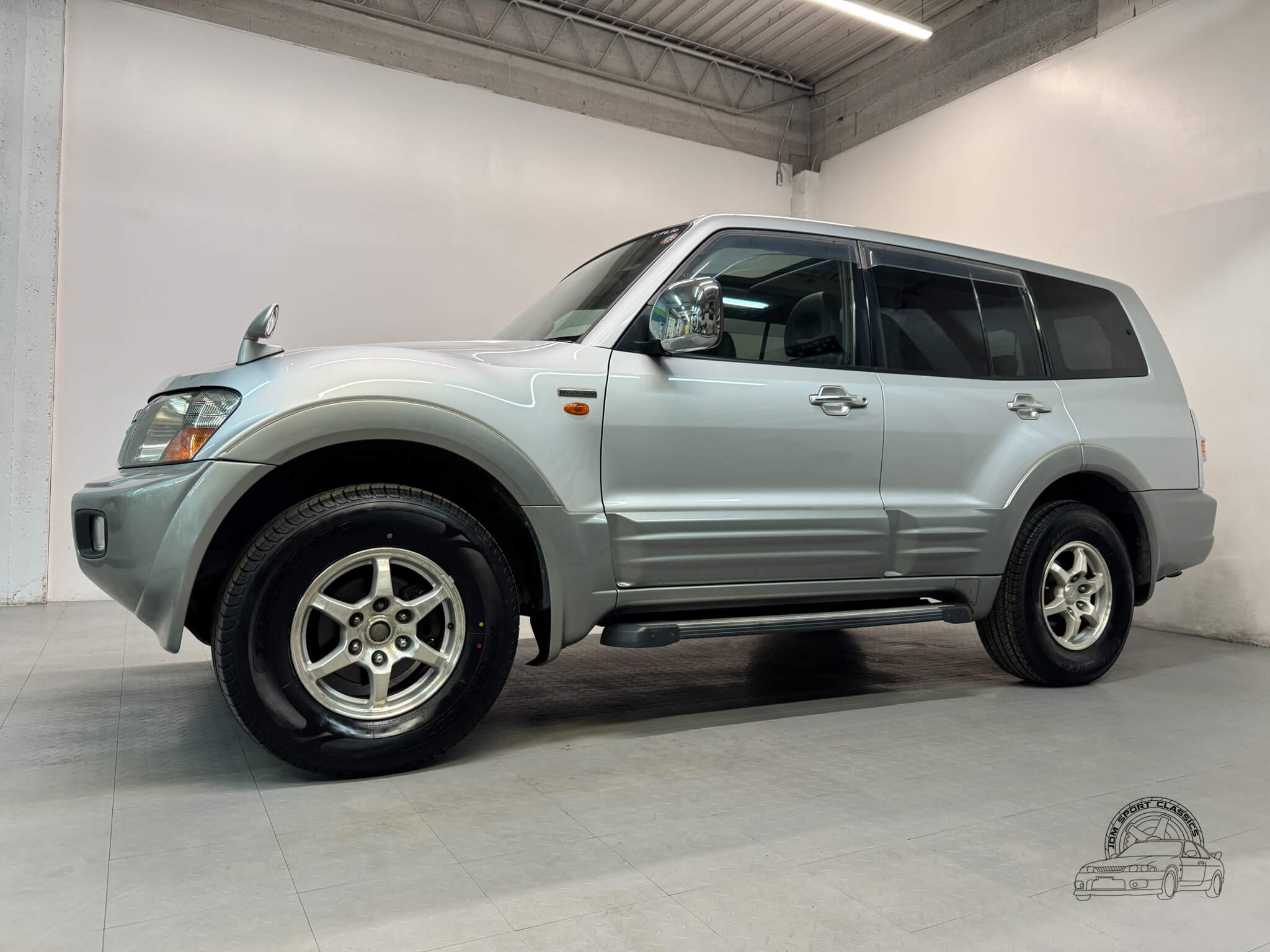 2000 Mitsubishi Pajero Super Exceed GDI