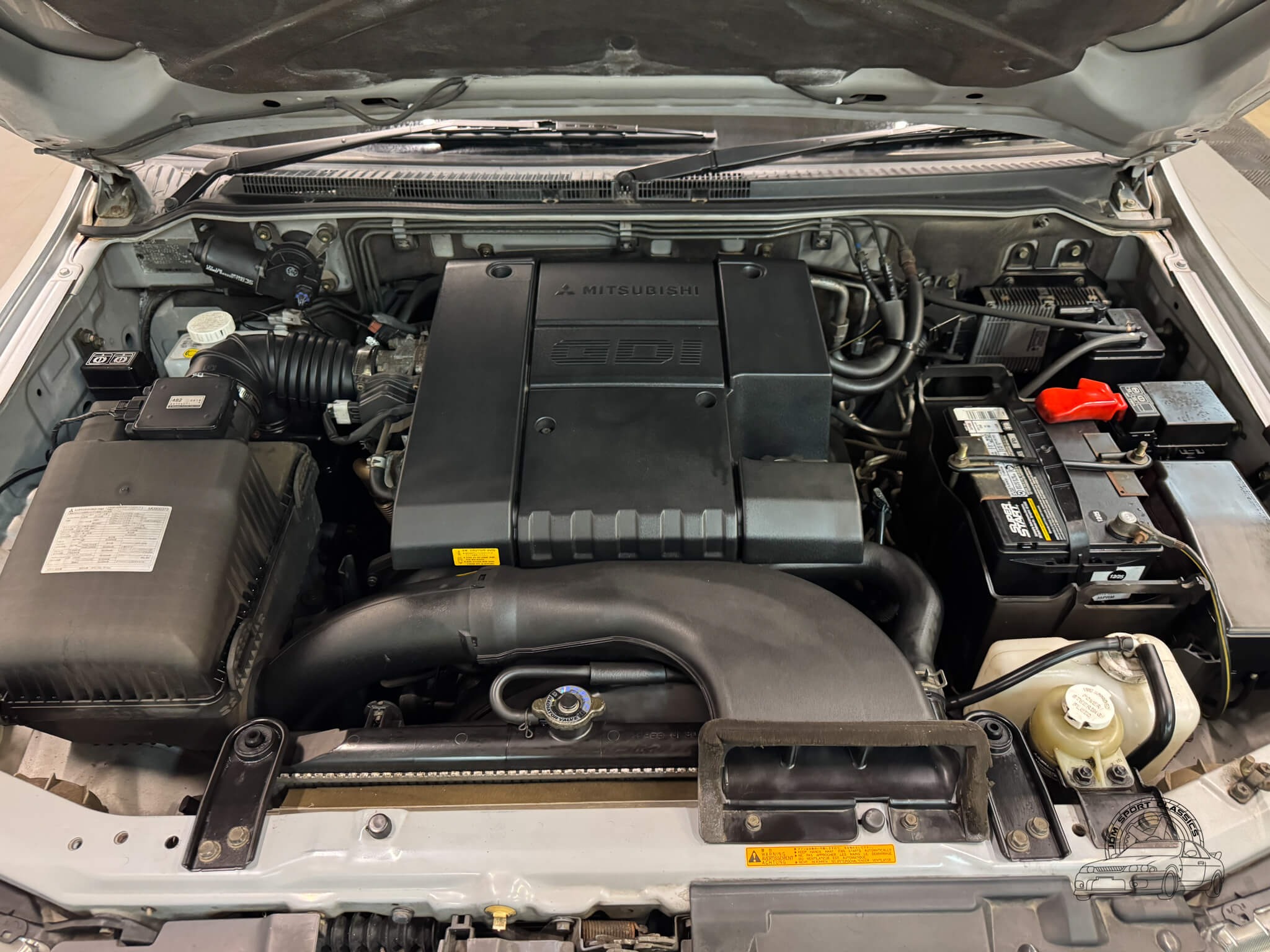 2000 Mitsubishi Pajero Super Exceed GDI