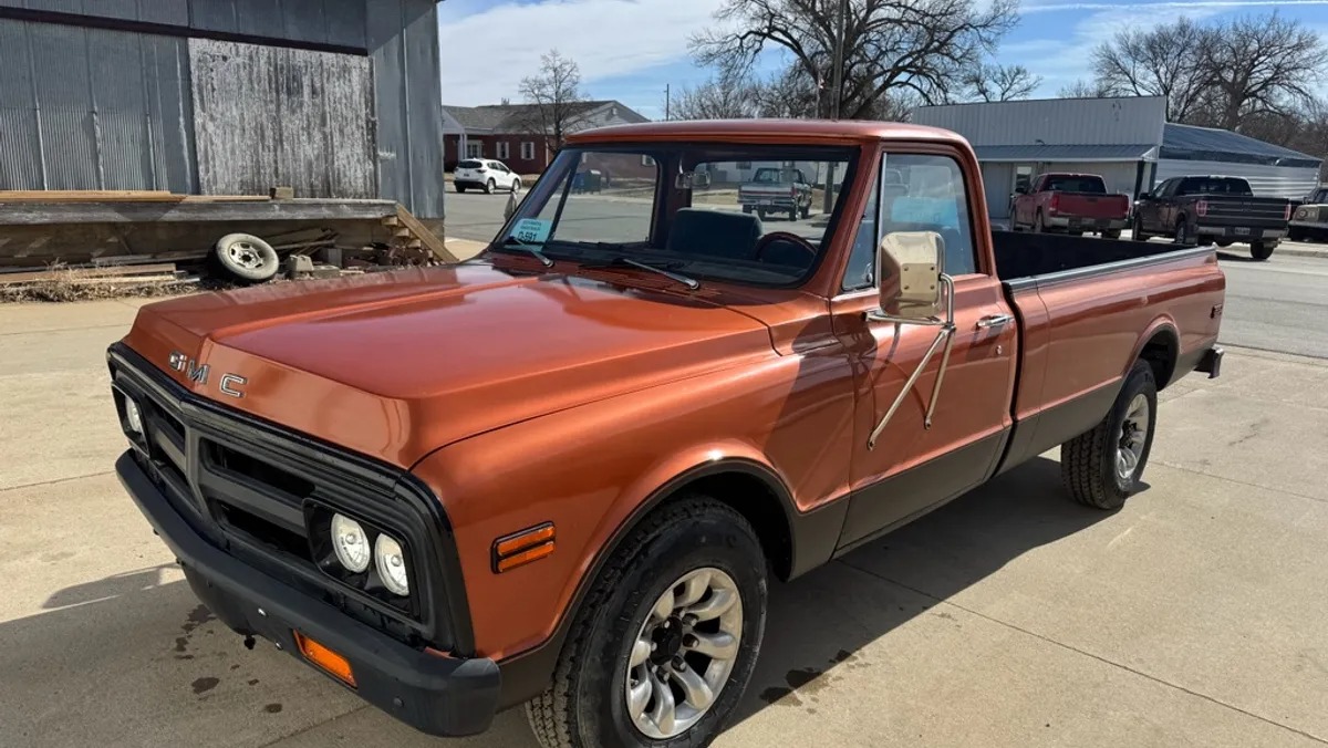 1971 GMC C20 Longhorn