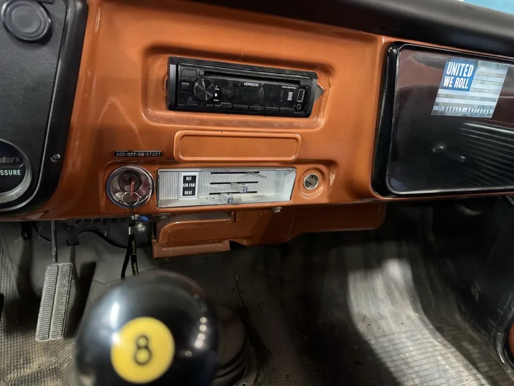 1971 GMC C20 Longhorn