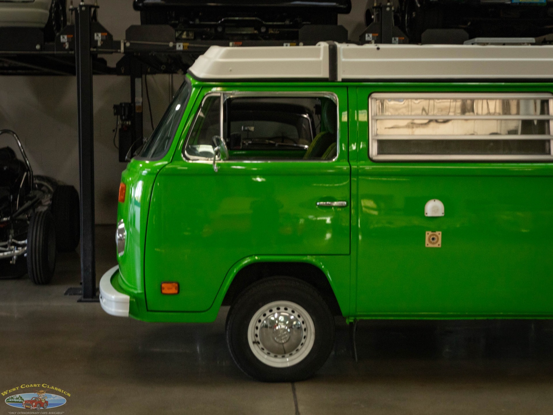 1977 Volkswagen Vanagon Westfalia - 5