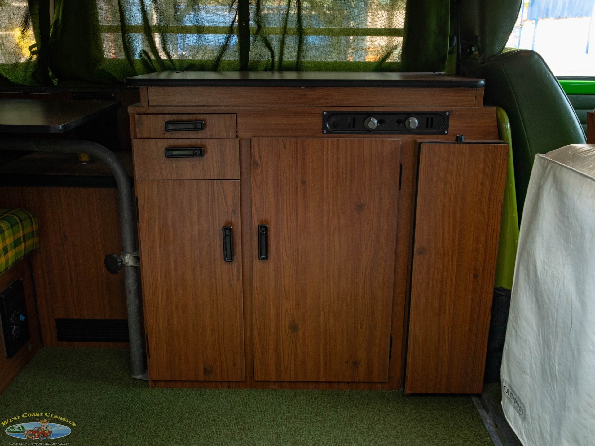 1977 Volkswagen Vanagon Westfalia