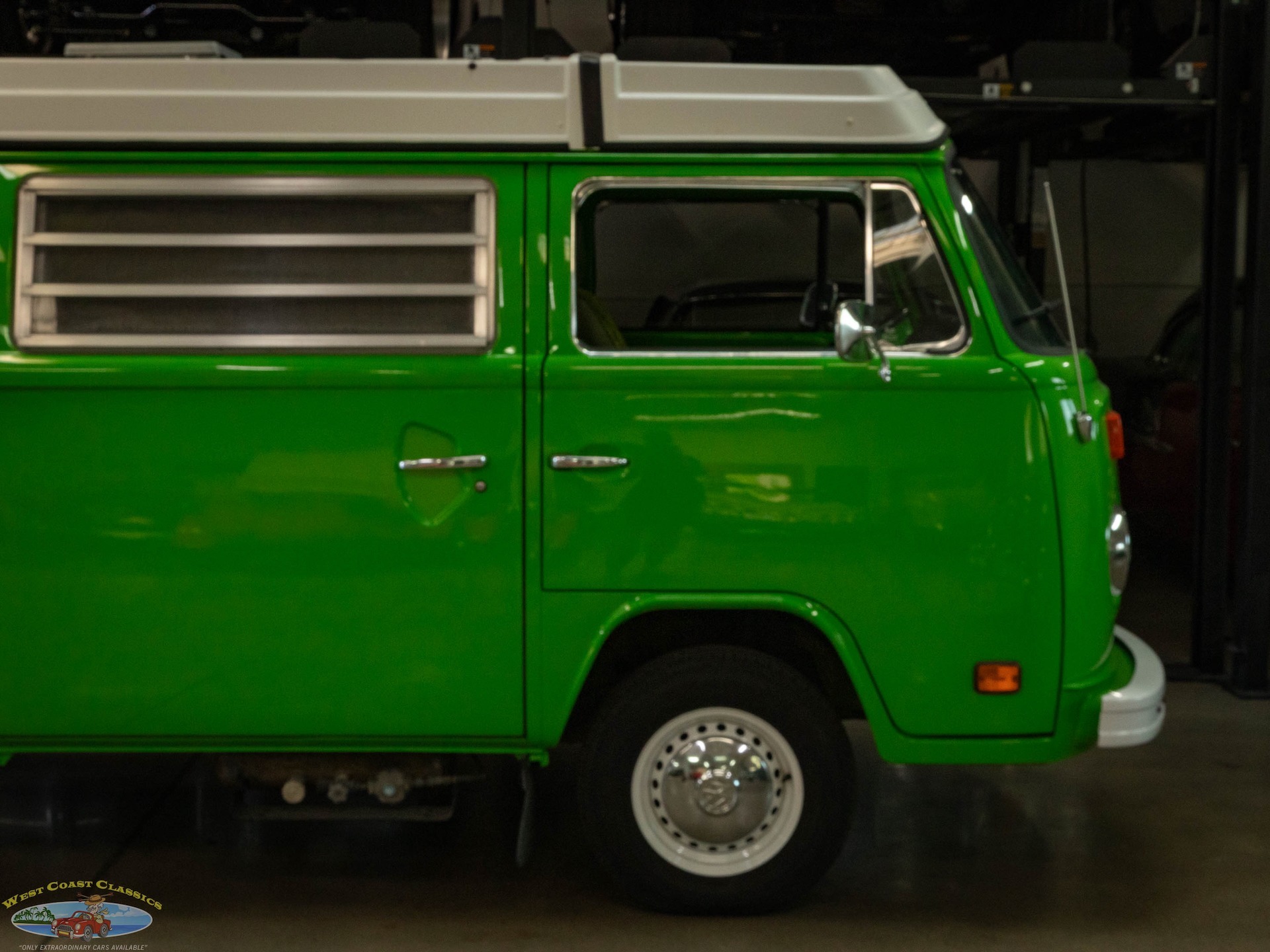 1977 Volkswagen Vanagon Westfalia - 4