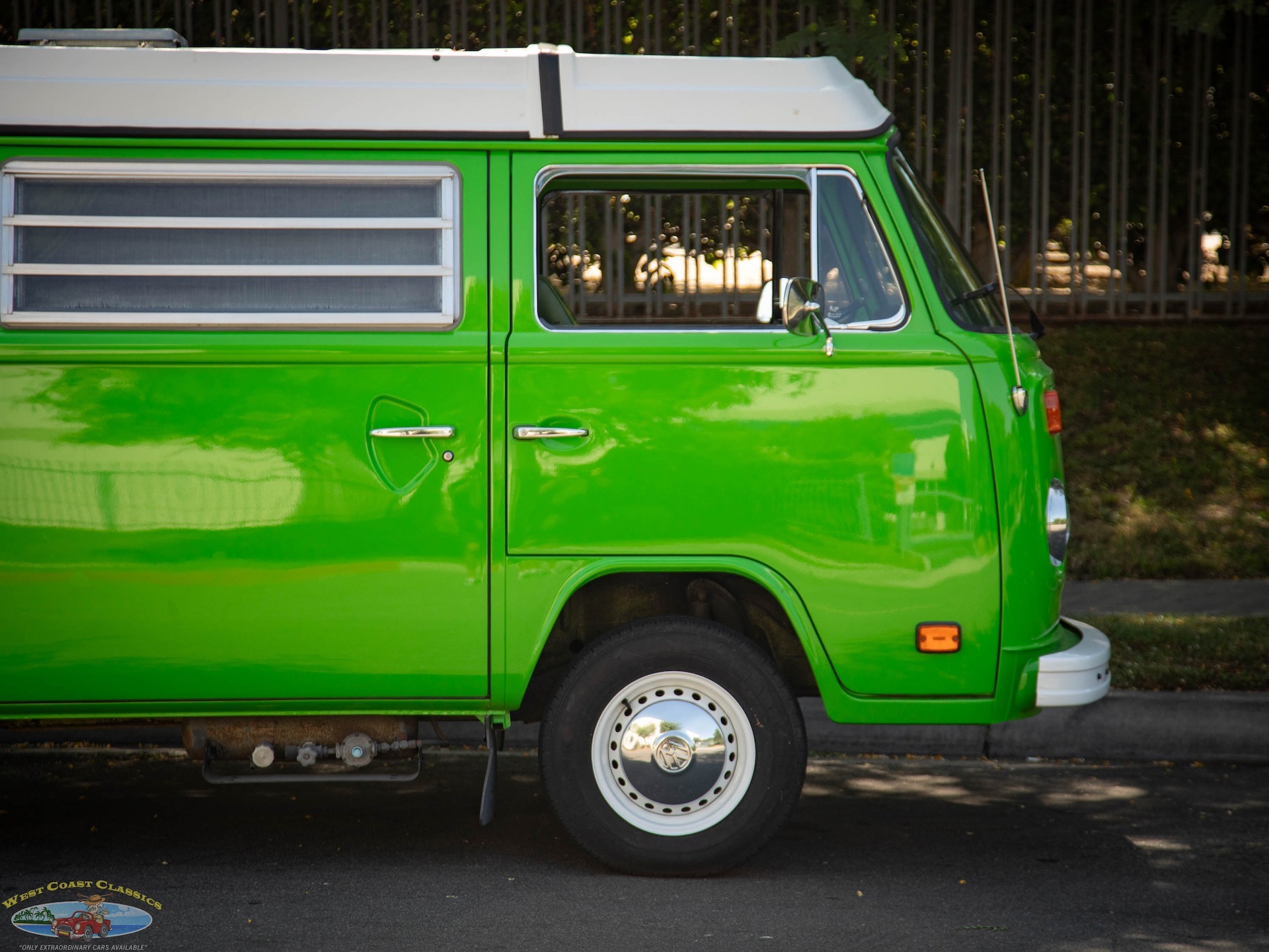 1977 Volkswagen Vanagon Westfalia