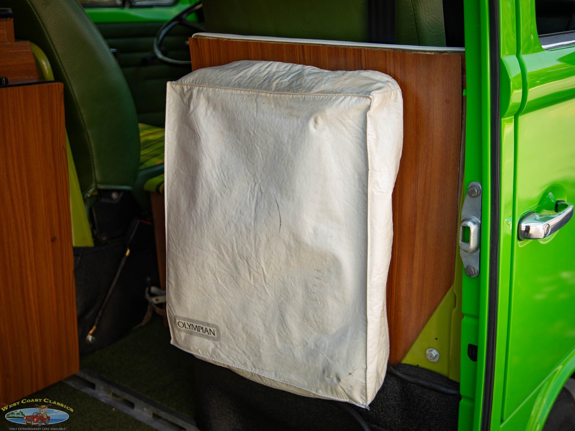 1977 Volkswagen Vanagon Westfalia