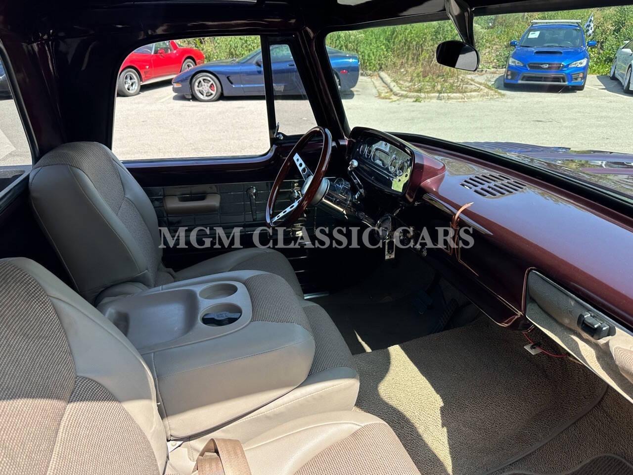 1963 Dodge D100 Restomod