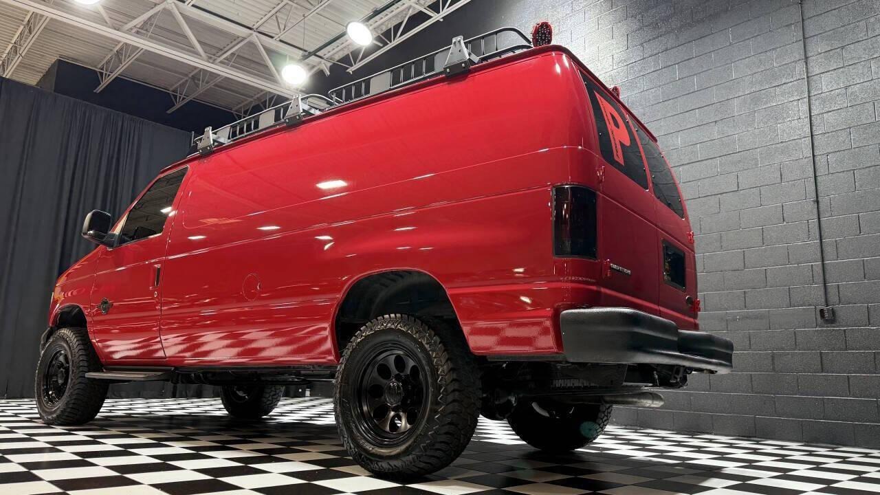 Modified 2006 Ford E-350