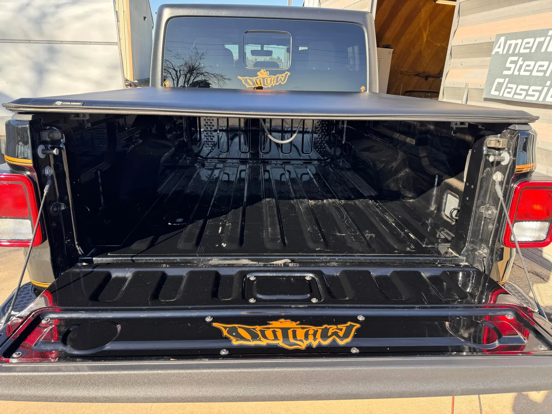 2022 Jeep Gladiator Bandit