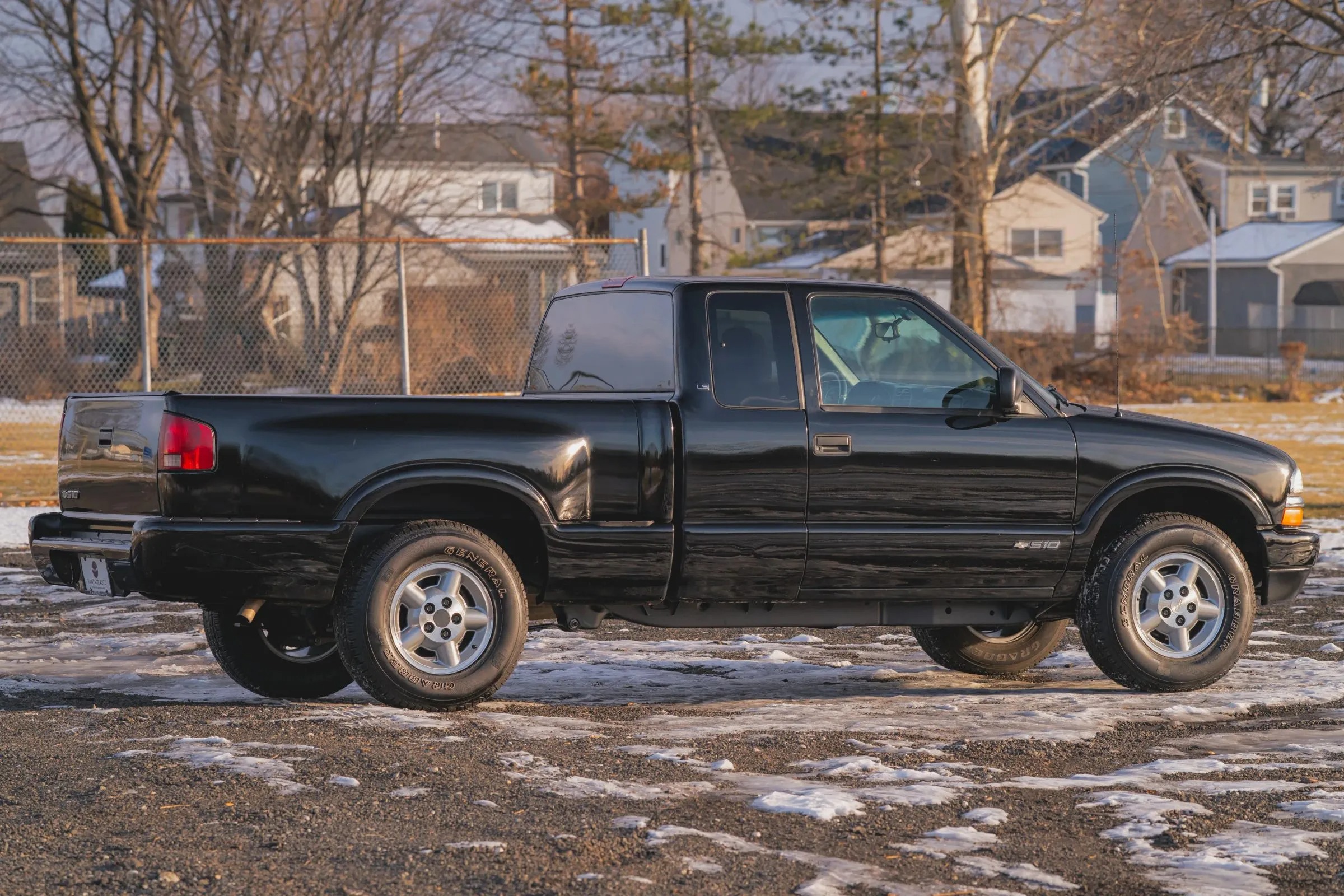 53k-Mile 2001 Chevrolet S-10
