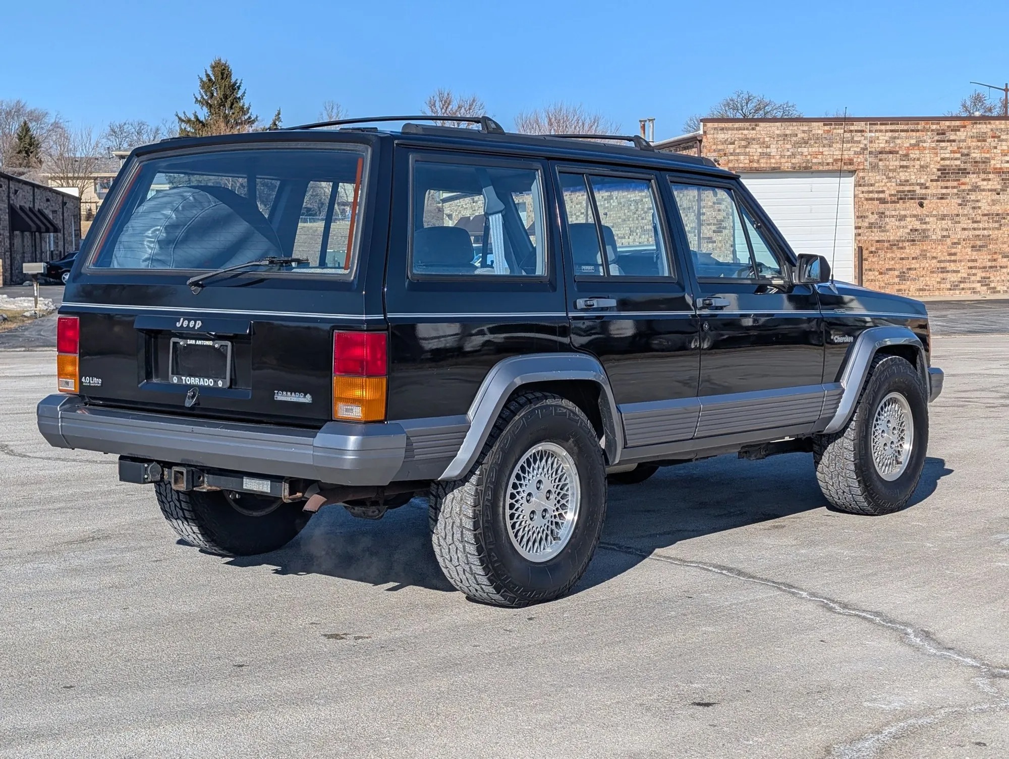1993 Jeep Cherokee Country - 2