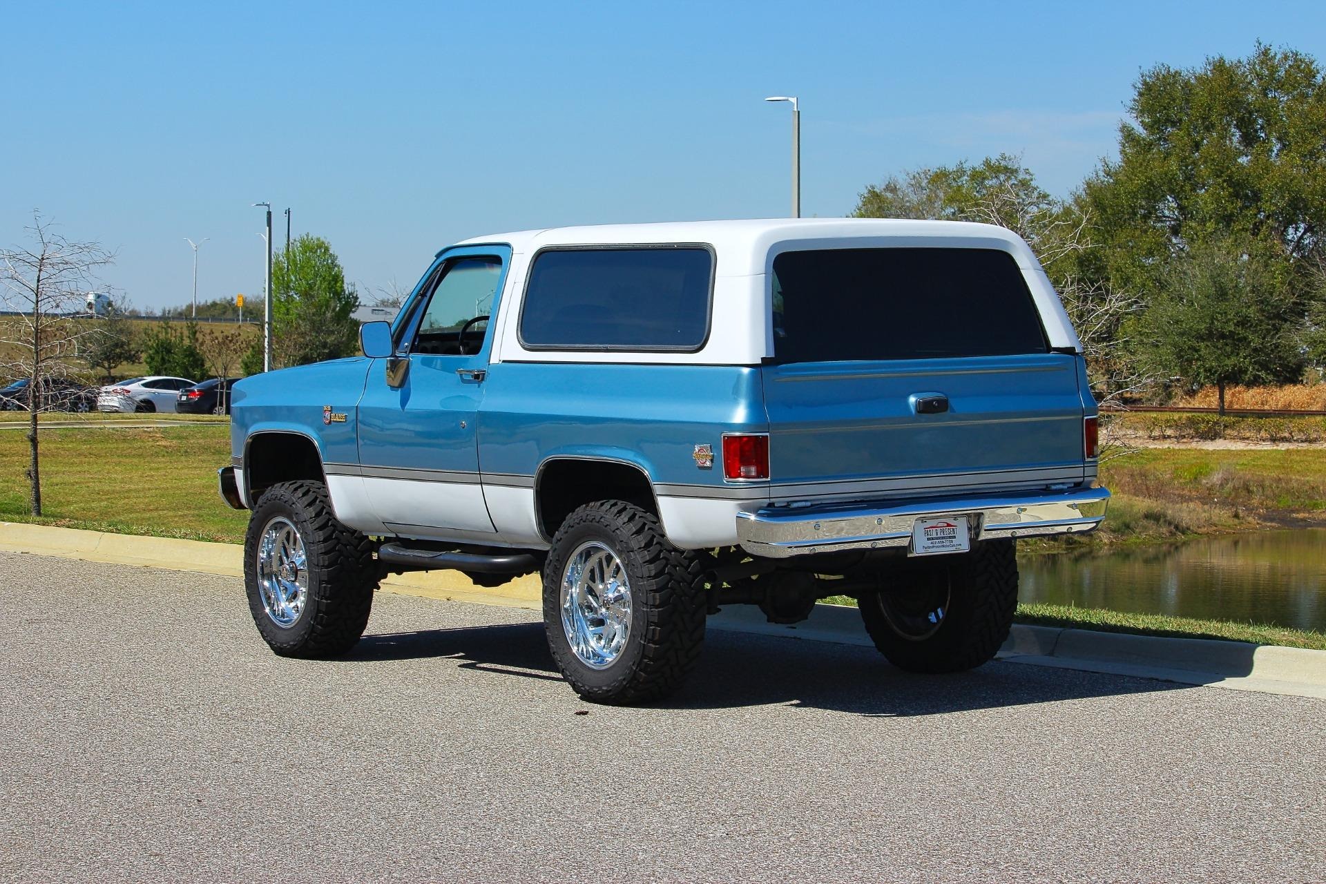 1986 Chevrolet K5 Blazer - 3