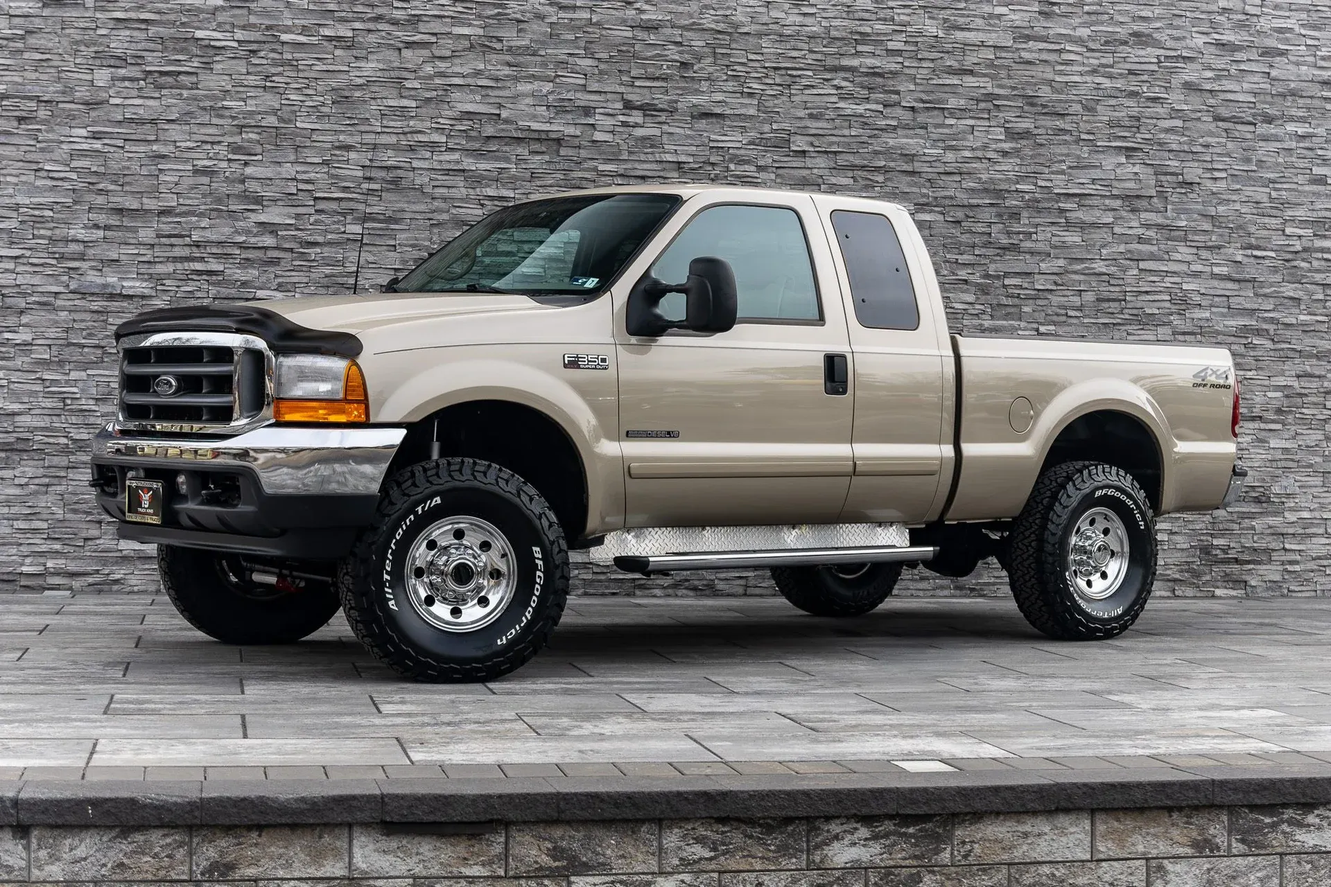 66k-Mile 2001 Ford F-350 - 5