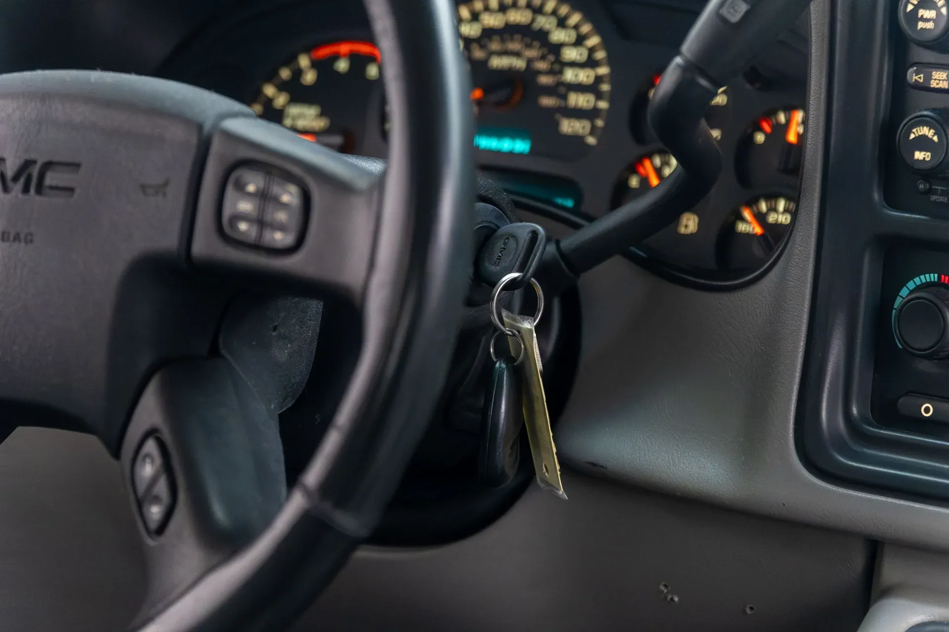 2005 GMC Sierra 2500HD SLT