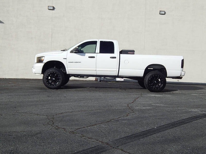 2006 Dodge Ram 2500 SLT - 3