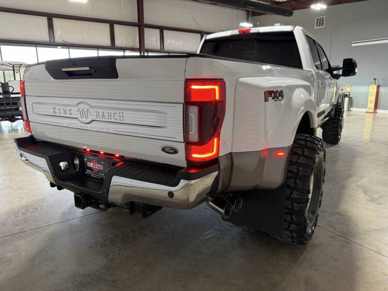 2022 Ford F-350 Super Duty King Ranch - 4