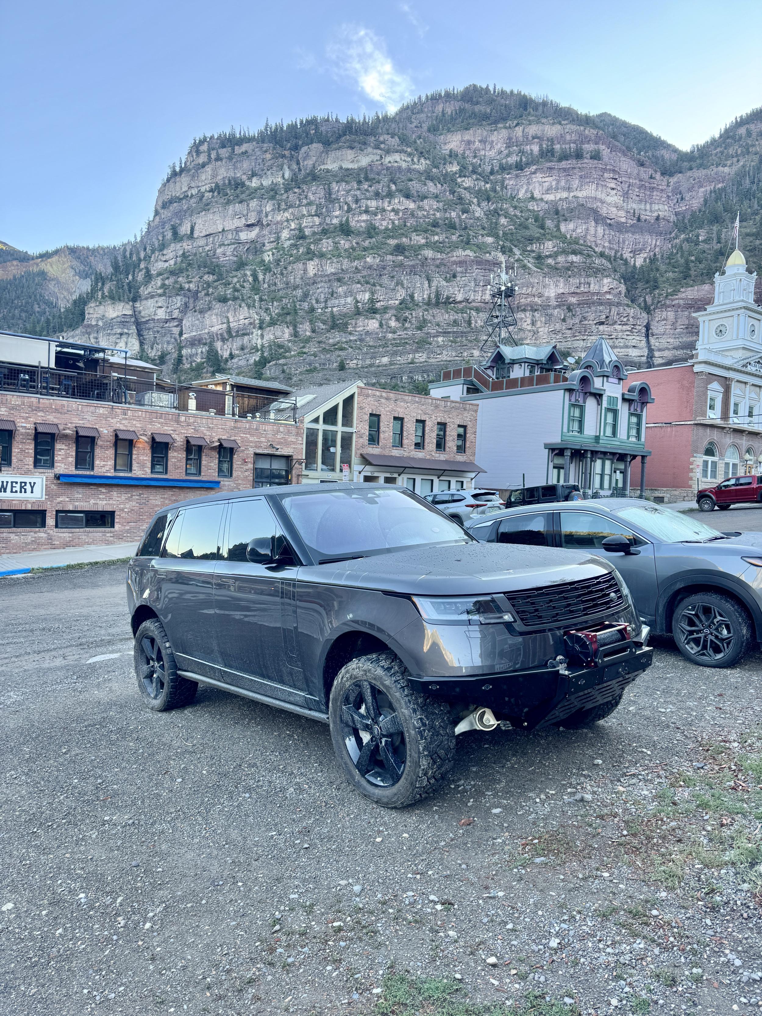 2023 Range Rover P530 SE
