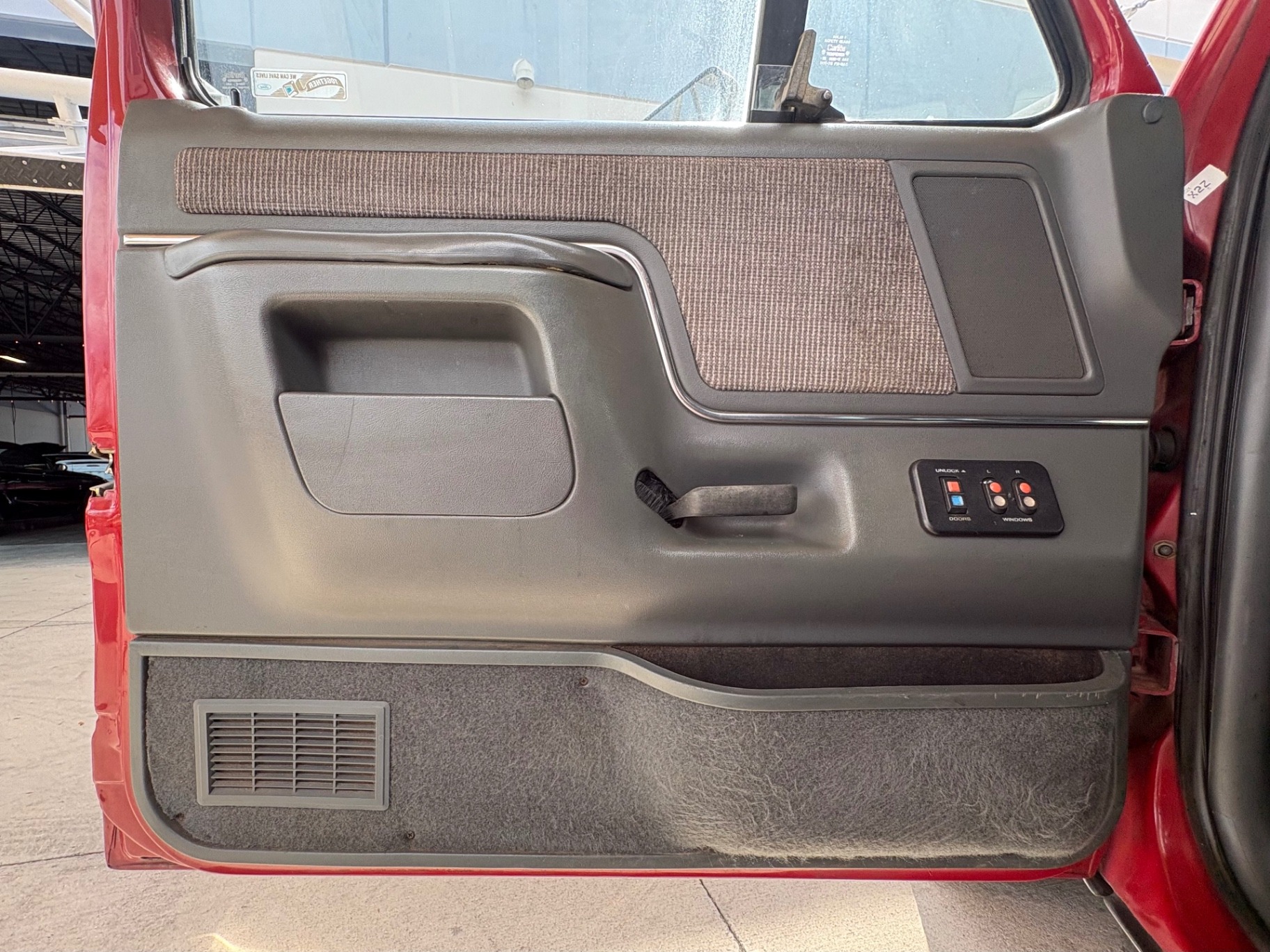 1991 Ford F-150 Lariat