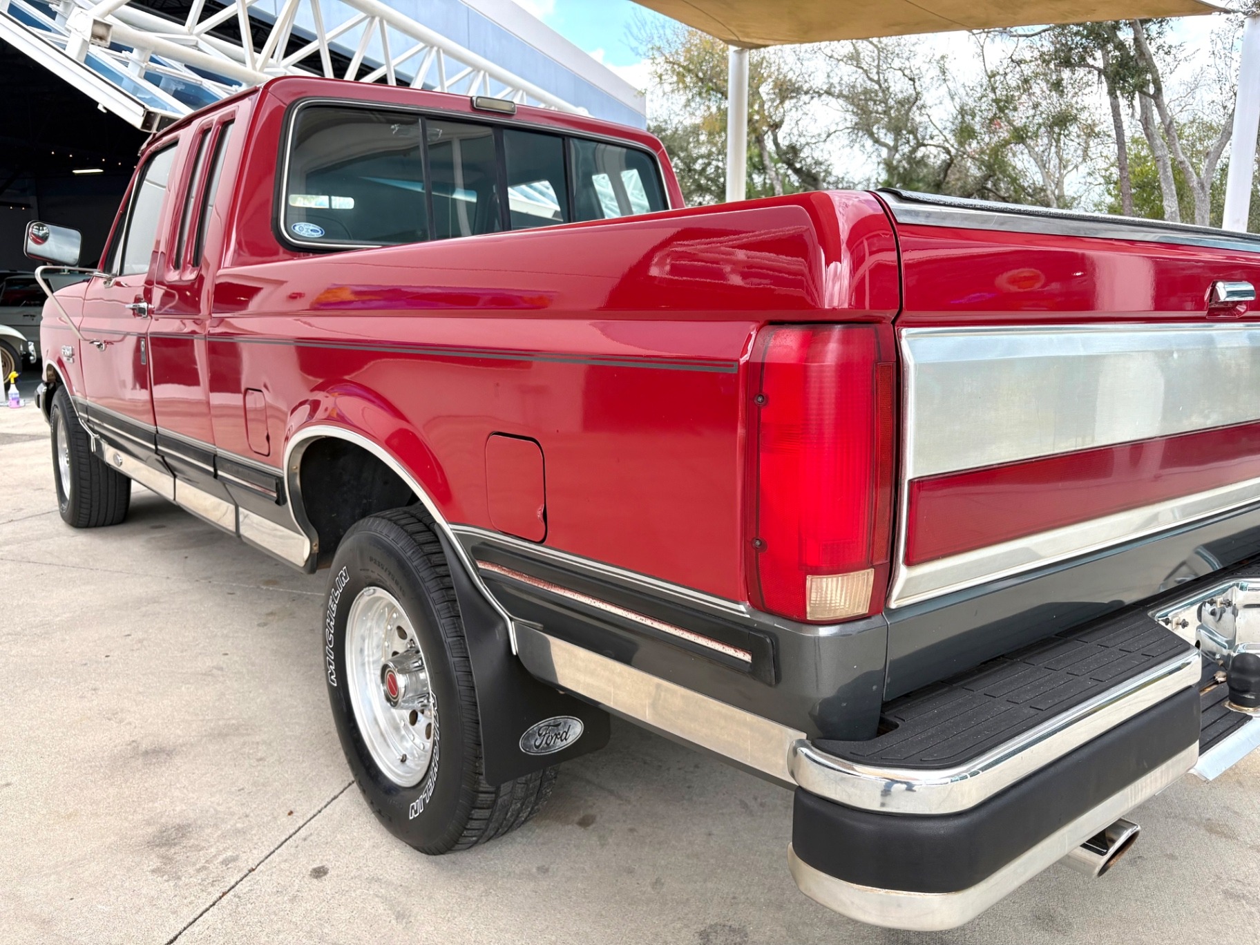 1991 Ford F-150 Lariat