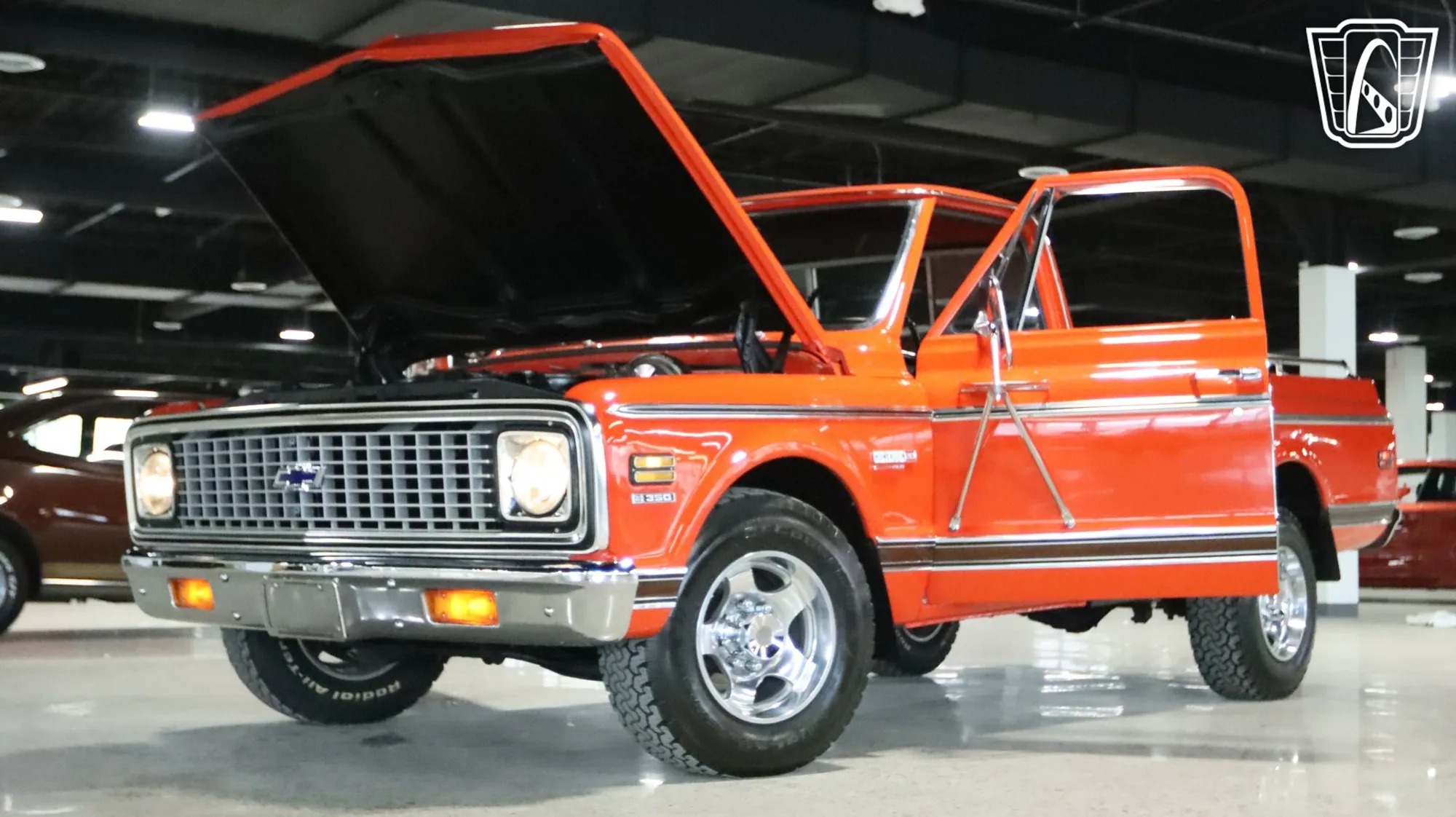1971 Chevrolet C20 Cheyenne Super - 2