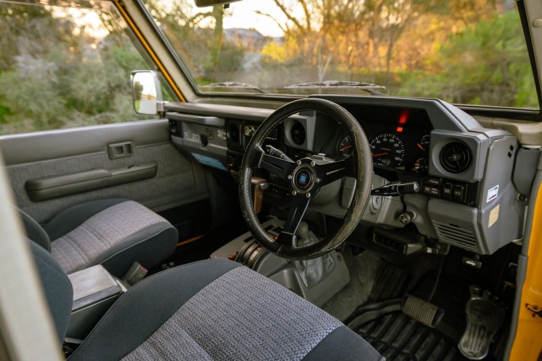 1993 Toyota Land Cruiser ZX