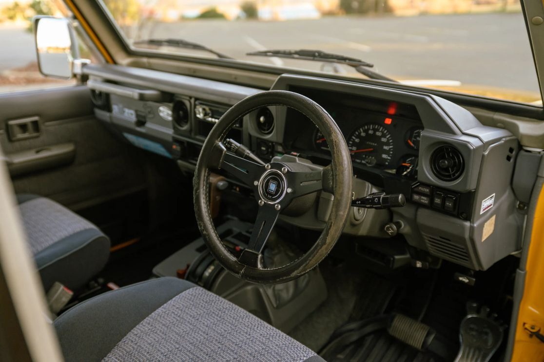 1993 Toyota Land Cruiser ZX