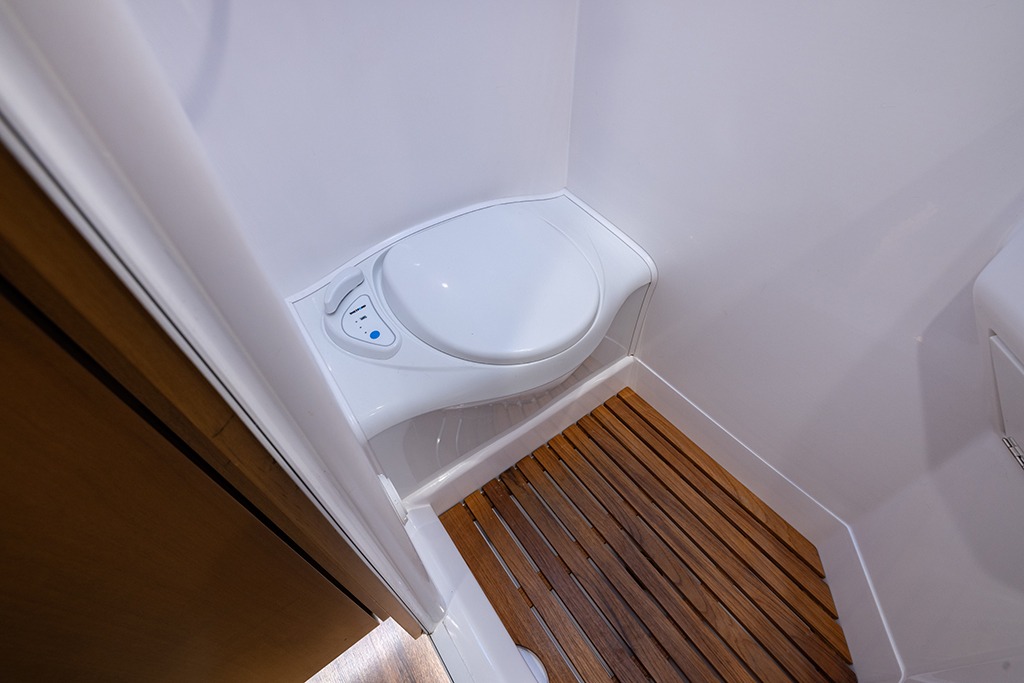 2022 EarthRoamer XV-LTi 073